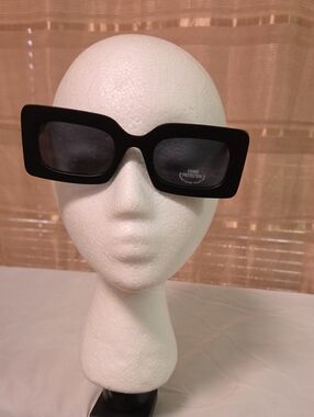 Black Rectangular Fashion Sunglasses